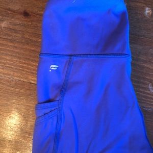 Fabletics motion 360 leggings with POCKETS